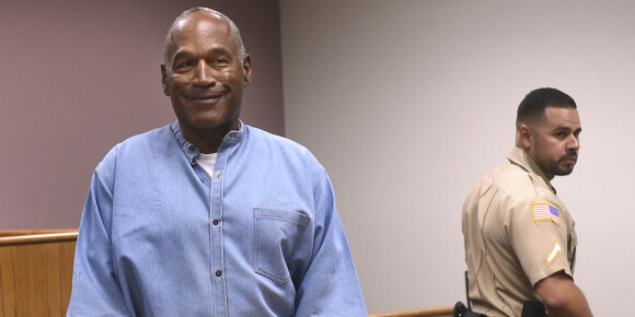 Mikrofonen var på da O.J. Simpson hengte ut sin «beste venn» i fire minutter: - Han er en bedrager